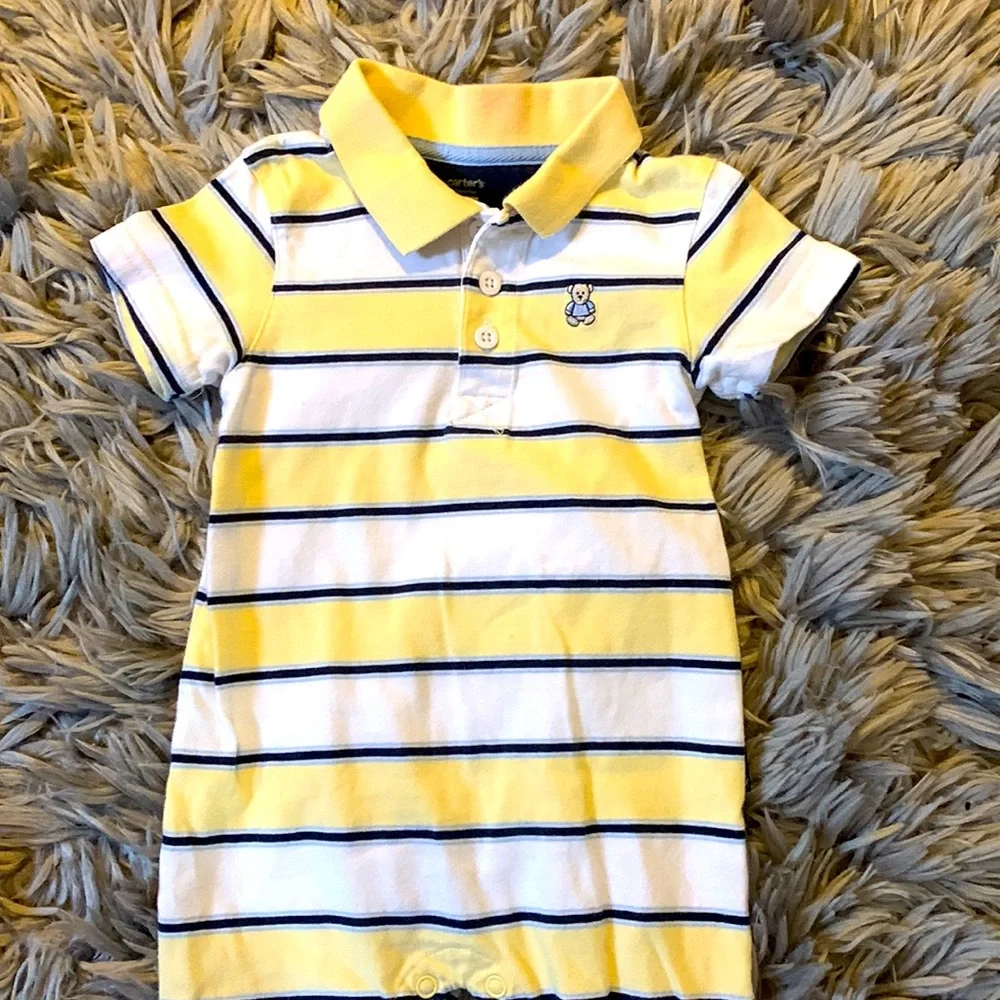 Carters romper - Picture 2 of 2